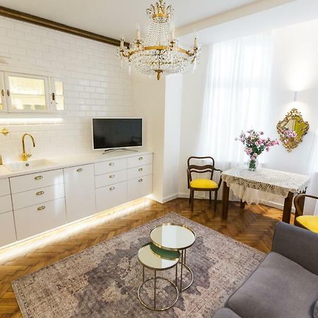 Luxury Apartment Pod Zyrandolem Kraków Eksteriør billede