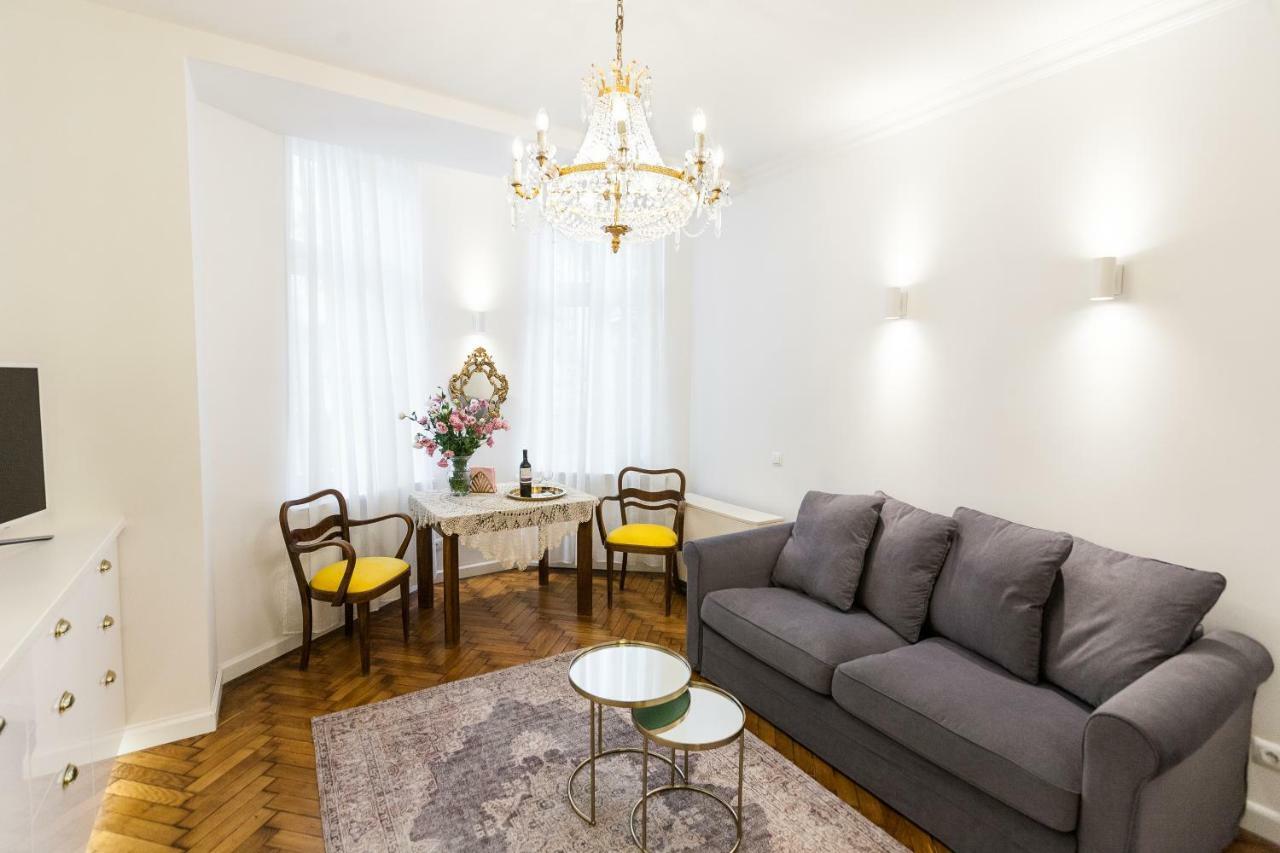 Luxury Apartment Pod Zyrandolem Kraków Eksteriør billede