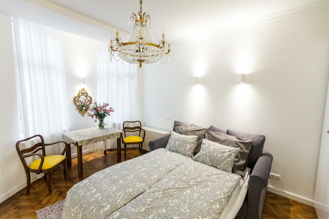 Luxury Apartment Pod Zyrandolem Kraków Eksteriør billede